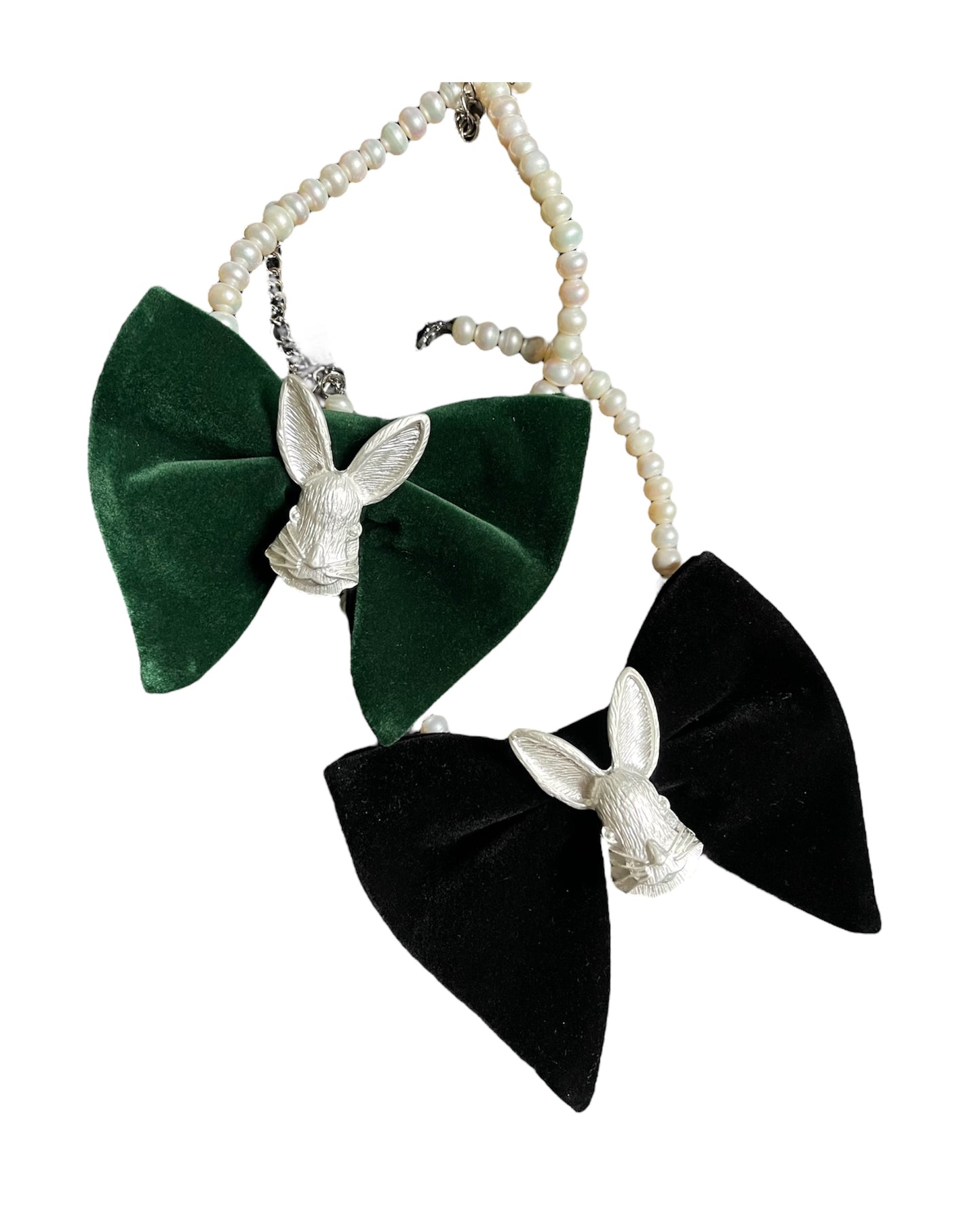 Velvet Bowtie with Freshwater Pearl and Brooche| Green