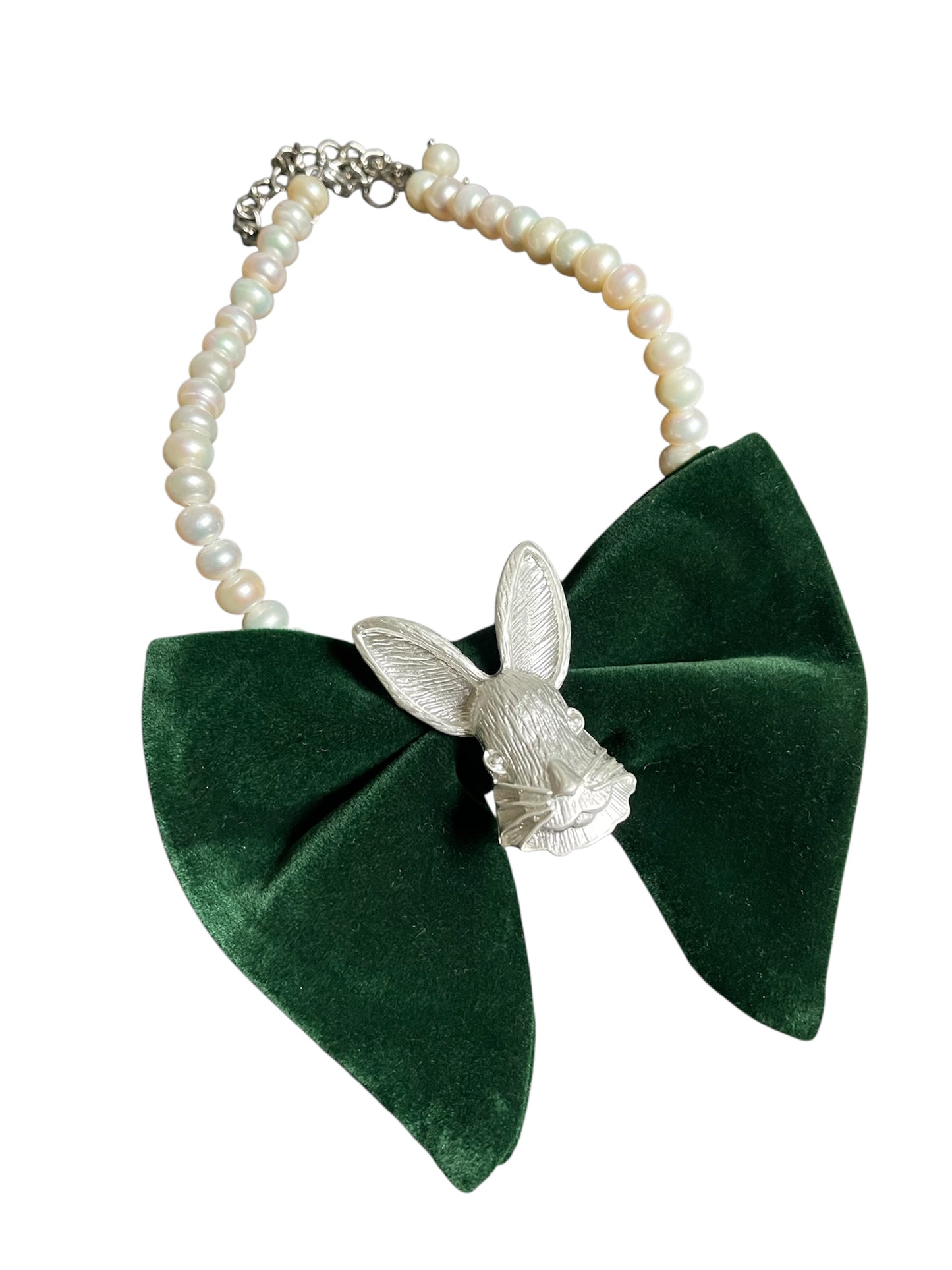 Velvet Bowtie with Freshwater Pearl and Brooche| Green